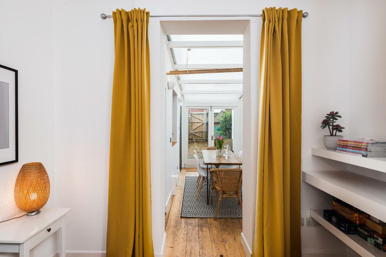 Holiday home Nomi Homes - - Bookdirect - - - Wifi