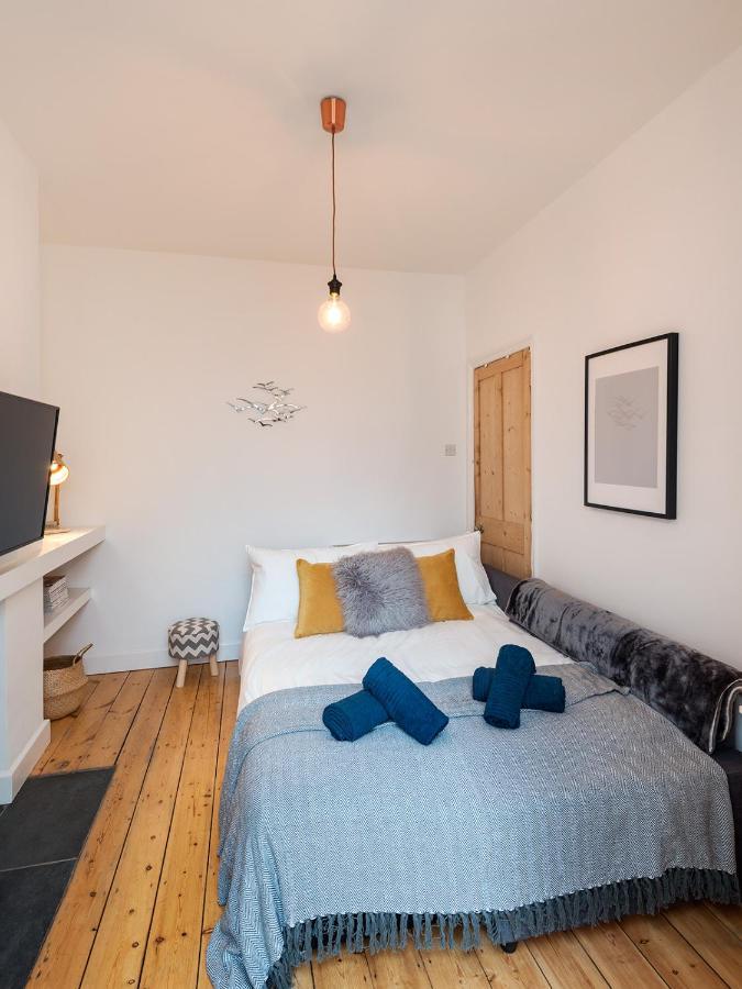 Nomi Homes - - Bookdirect - - - Wifi Holiday home *