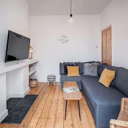 Nomi Homes - Exeter - Bookdirect - Central - Beach - Wifi Exterior photo